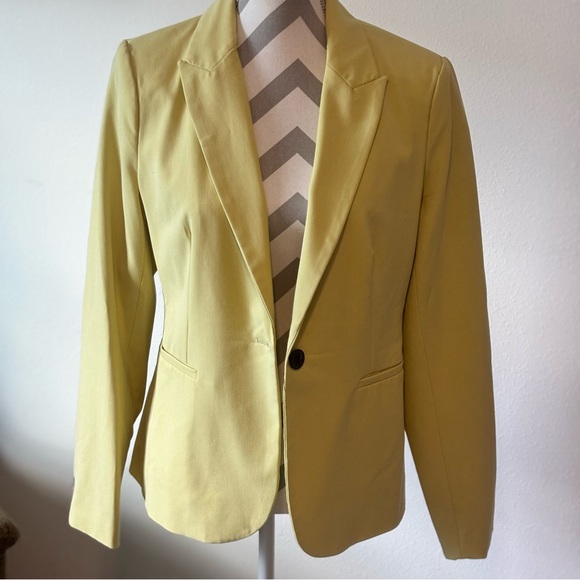 Women’s Tahari Yellow Blazer Jacket – Single Button Suit Coat – Size 8 - Picture 1 of 5